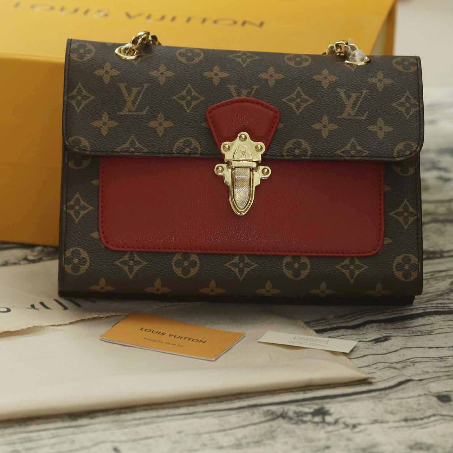 Gucci Zip Around Wallet